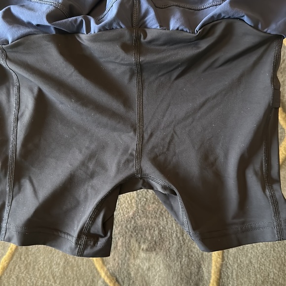 Outdoor Voices Tennis Skirt Hudson Skort XS Navy - Picture 7 of 8